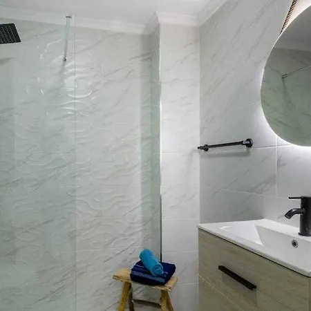 Pink Arena - Warm & Bright トレビエハ