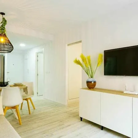 Pink Arena Τορεβιέχα